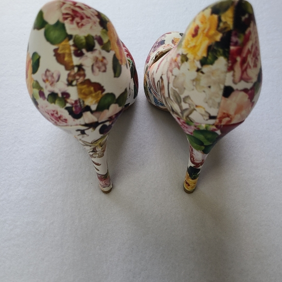 Bamboo Woman's High Heel Dress Shoes, Size: 7 - Picture 14 of 15